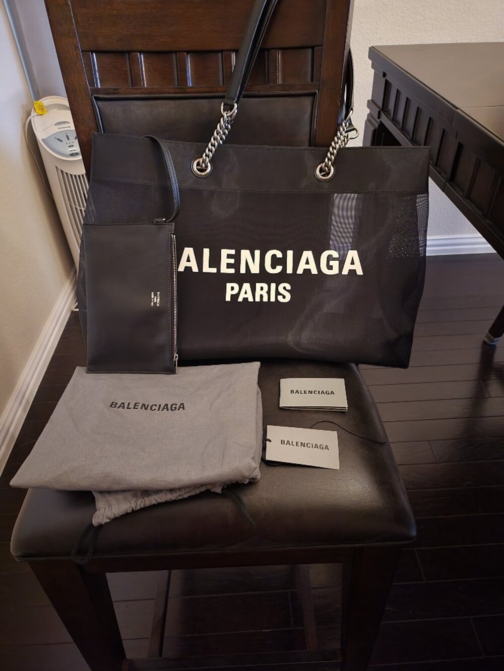 Balenciaga Large Duty Free Mesh Tote Bag - Picture 2 of 7